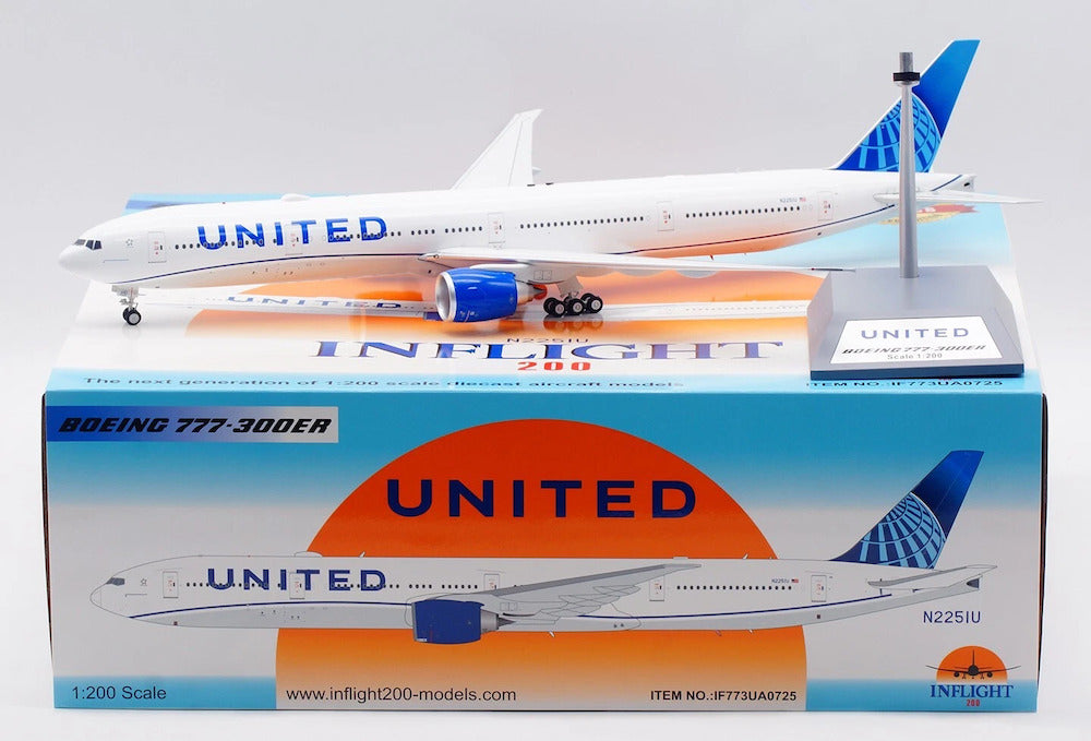 United Airlines / Boeing 777-300 / N2250U / IF773UA0725 / elaviadormodels
