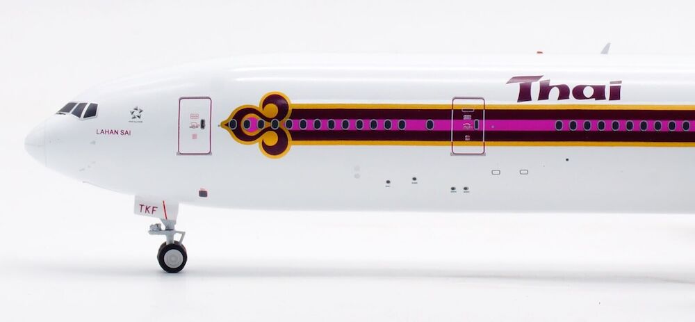 Thai Airways International / Boeing 777-300 / HS-TKF / IF7773TG1223 / elaviadormodels