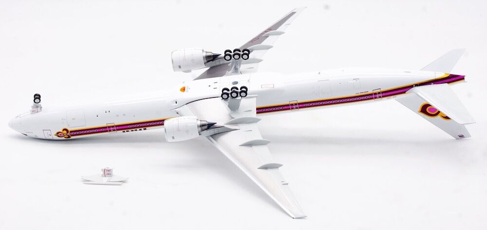 Thai Airways International / Boeing 777-300 / HS-TKF / IF7773TG1223 / elaviadormodels