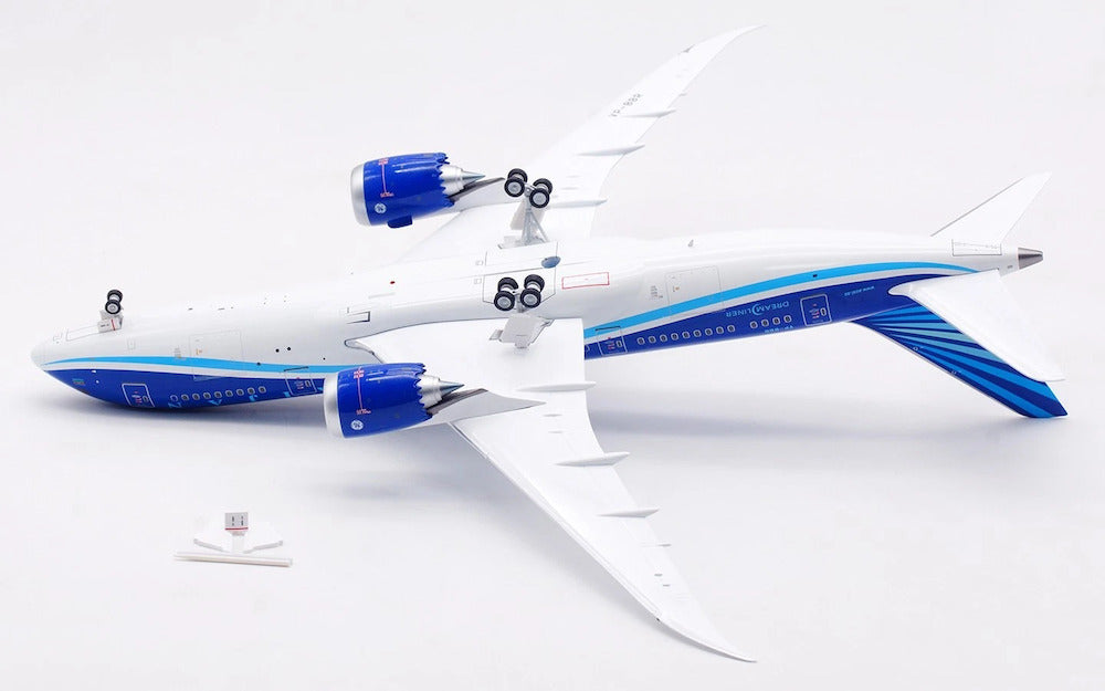 Azerbaijan Airlines / Boeing 787-8 / VP-BBR / IF788J20825 / 1:200