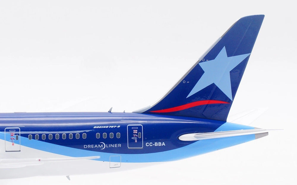 LAN Airlines / Boeing 787-8 Dreamliner / CC-BBA / IF788LAN001 / elaviadormodels