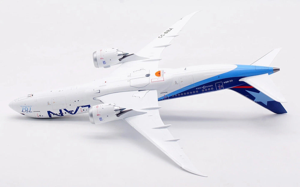 LAN Airlines / Boeing 787-8 Dreamliner / CC-BBA / IF788LAN001 / elaviadormodels