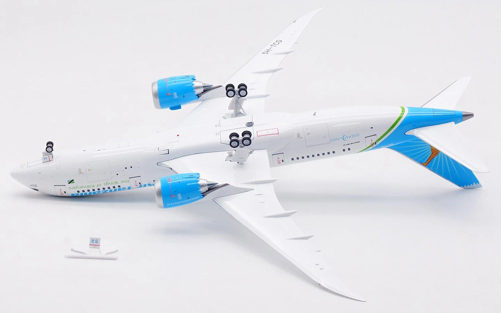 Air Tanzania / Boeing 787-8 / 5H-TCG / IF788TC0725 / elaviadormodels