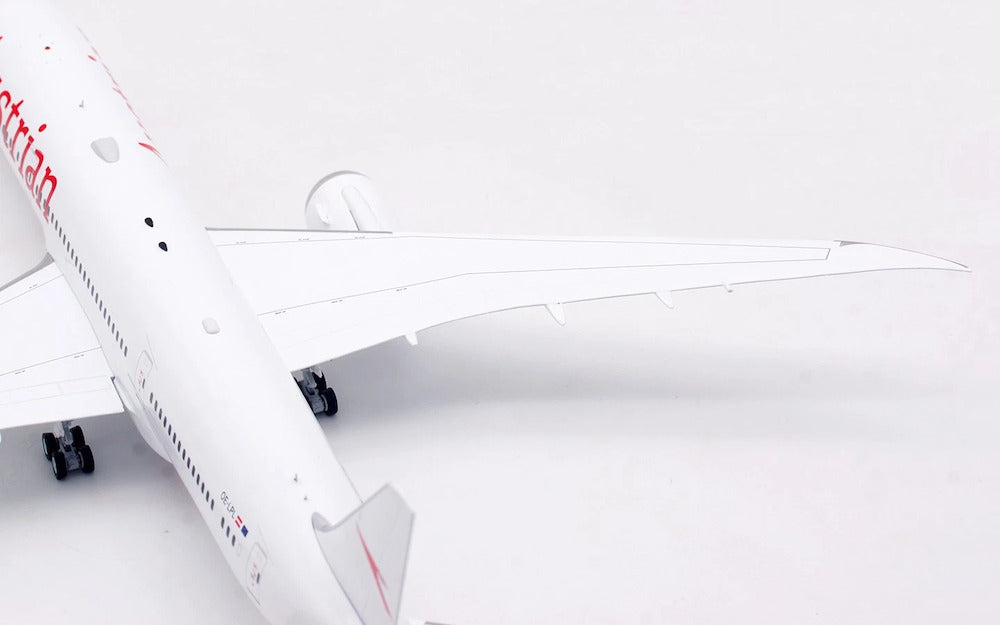 Austrian Airlines / Boeing 787-9 Dreamliner / OE-LPL / IF789OE0125 / elaviadormodels