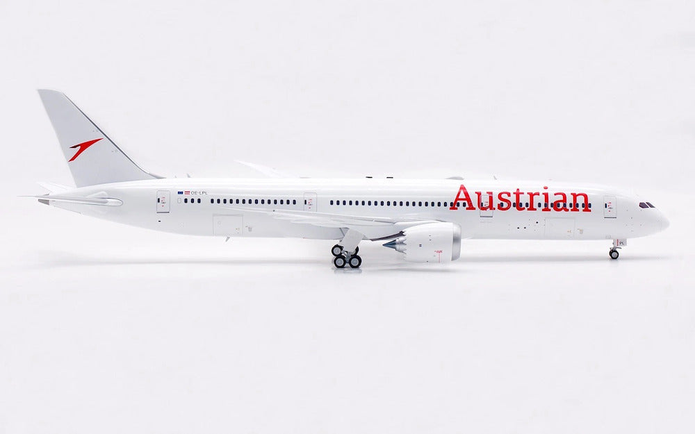 Austrian Airlines / Boeing 787-9 Dreamliner / OE-LPL / IF789OE0125 / elaviadormodels