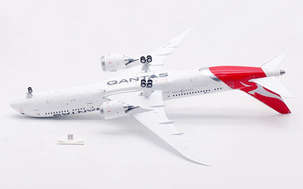 Qantas / Boeing 787-9 Dreamliner / VH-ZNI / IF789QF0525 / elaviadormodels