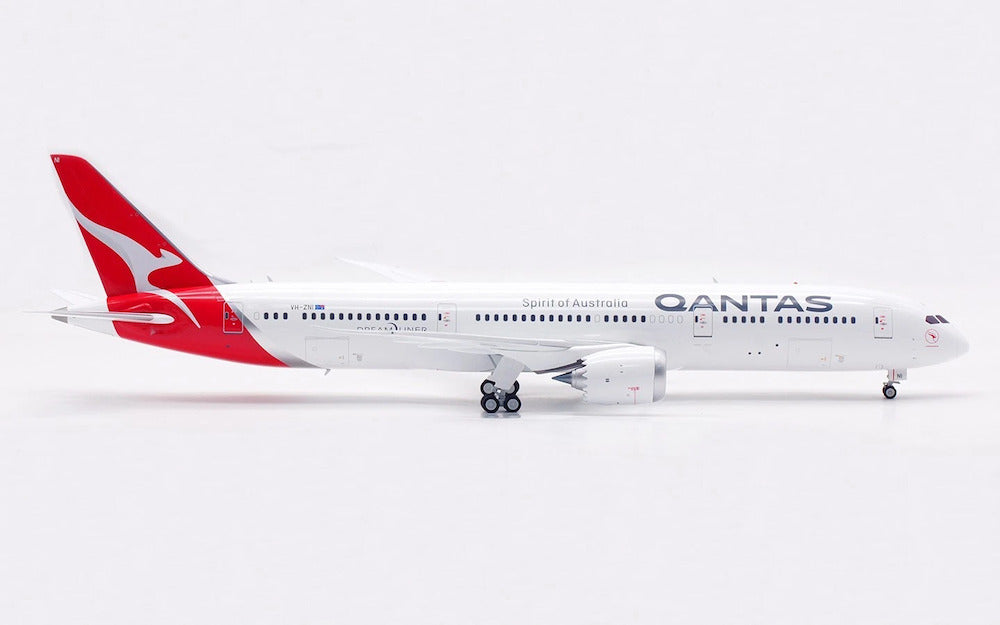 Qantas / Boeing 787-9 Dreamliner / VH-ZNI / IF789QF0525 / elaviadormodels