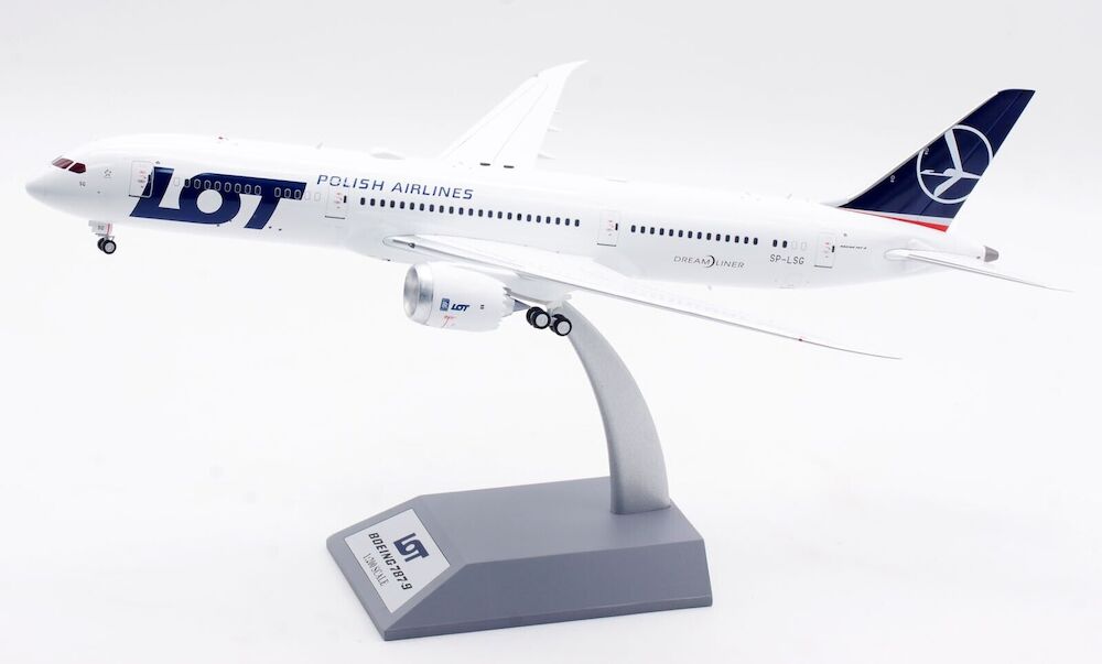 LOT / Boeing 787-9 Dreamliner / SP-LSG / IF789SP0423 / 1:200 elaviadormodels