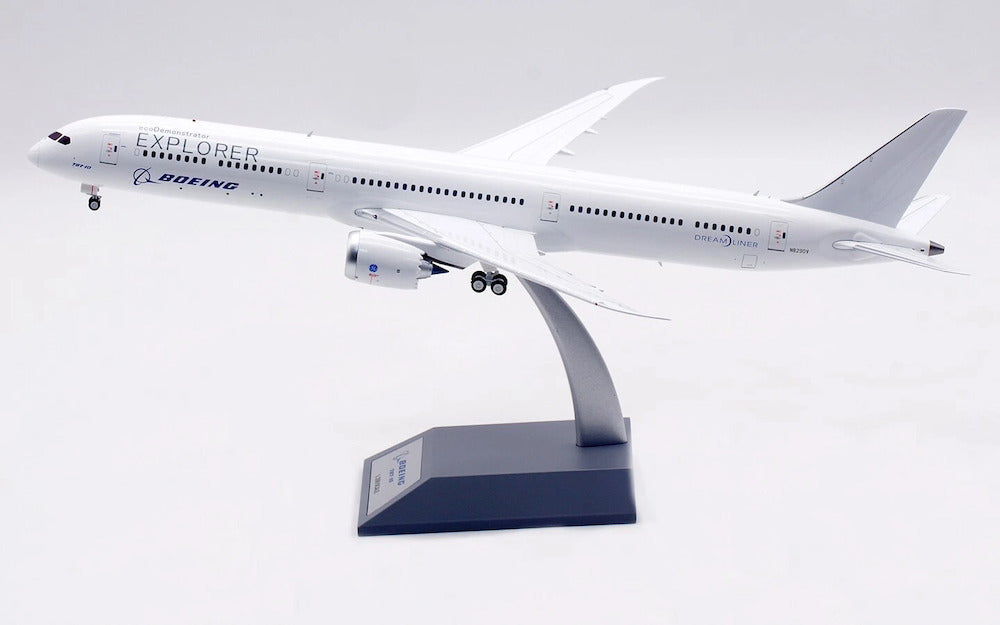 Boeing / Boeing 787-10 Dreamliner Explorer / N8290V / IF78XBOEING290V / 1:200 elaviadormodels