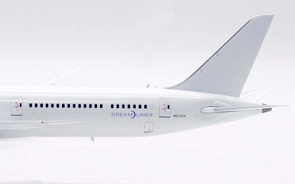 Boeing / Boeing 787-10 Dreamliner Explorer / N8290V / IF78XBOEING290V / 1:200 elaviadormodels
