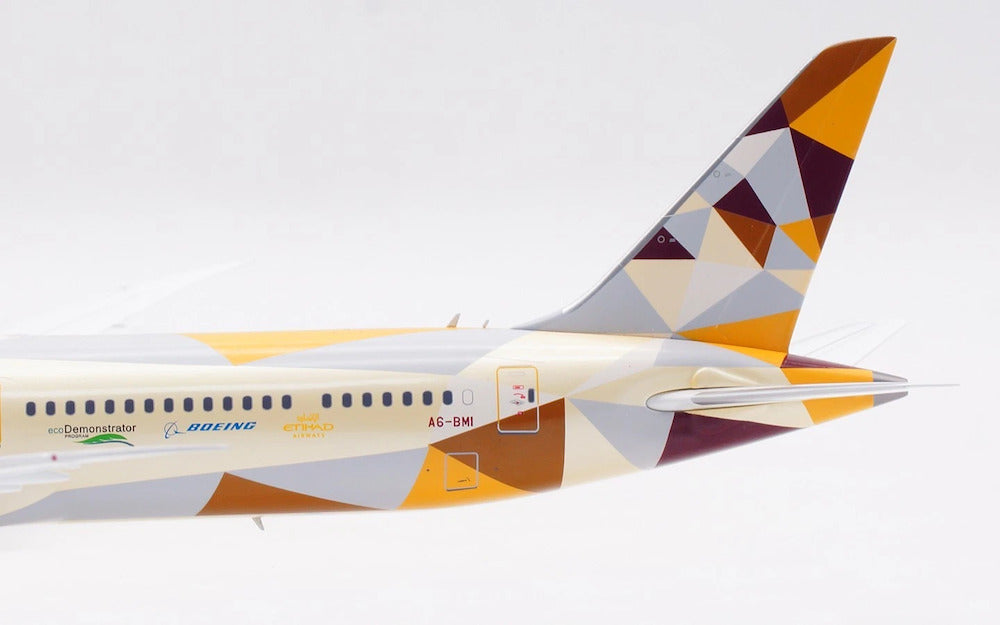Etihad Airways / Boeing 787-10 Dreamliner / A6-BMI / IF78XEY1024 / elaviadormodels