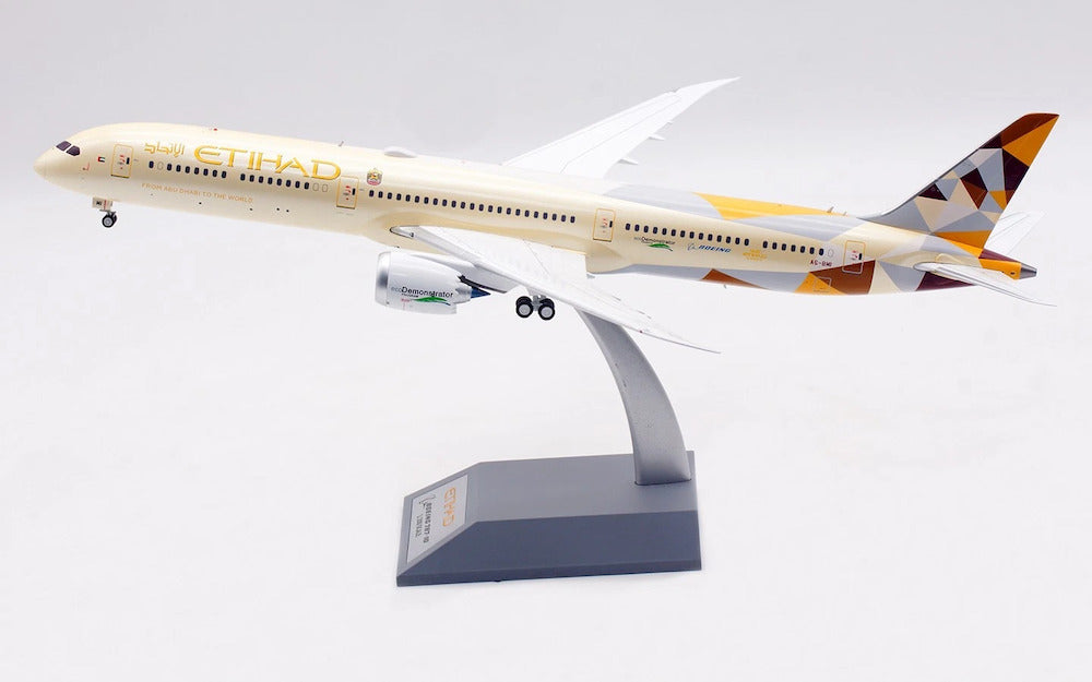 Etihad Airways / Boeing 787-10 Dreamliner / A6-BMI / IF78XEY1024 / elaviadormodels