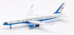 U.S. Air Force / C-32A (B757-2G4) / 98-0001 / IFC32USA04 / elaviadormodels
