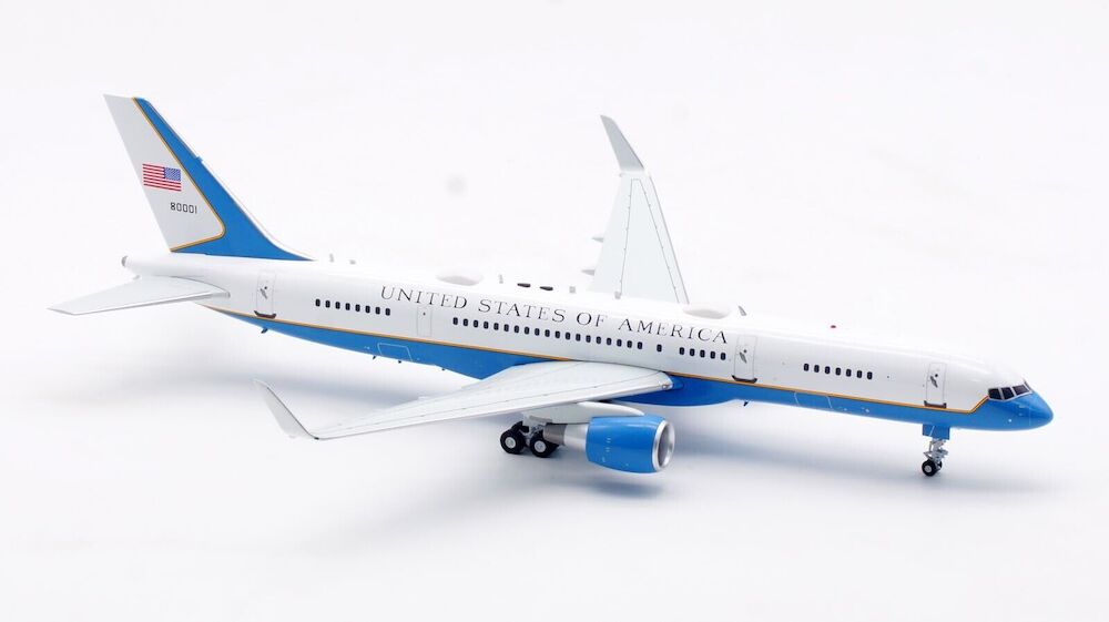 U.S. Air Force / C-32A (B757-2G4) / 98-0001 / IFC32USA04 / elaviadormodels