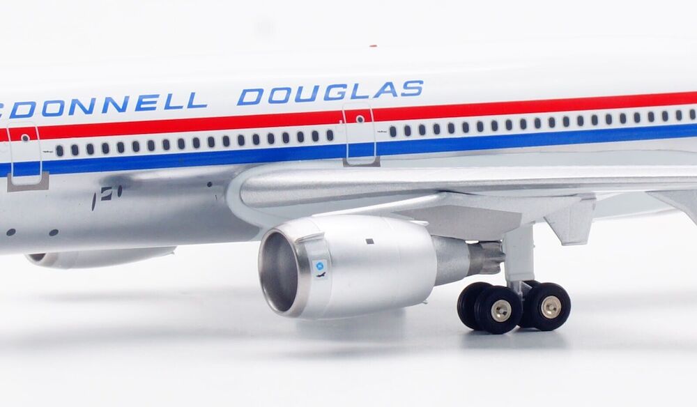 McDonnell Douglas / McDonnell Douglas DC-10-10 / N1338U / IFDC101338P / elaviadormodels