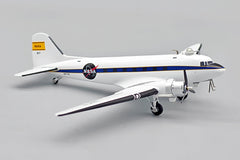 NASA / Douglas C-47H / N817NA / IFDC3NASA817 / 1:200 elaviadormodels