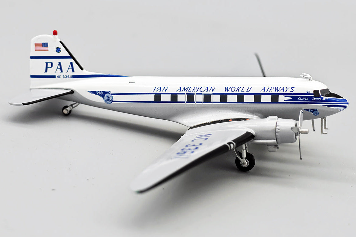 Pan American World Airways  / Douglas DC-3 / NC 33611 / IFDC3PA0124 / 1:200 elaviadormodels