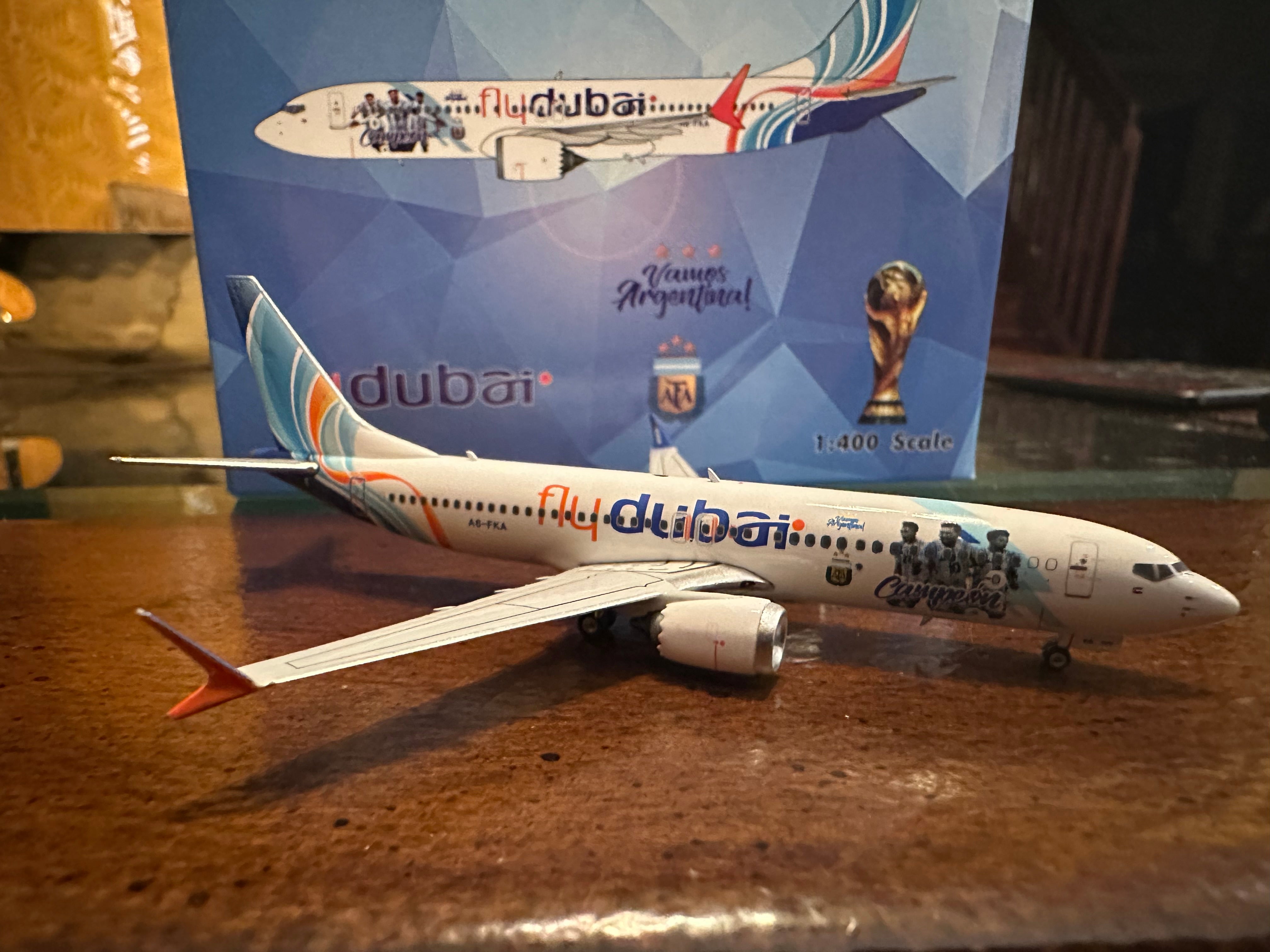 Flydubai / Boeing 737 MAX 8 / A6-FKA / PH4FDB2360 / 1:400