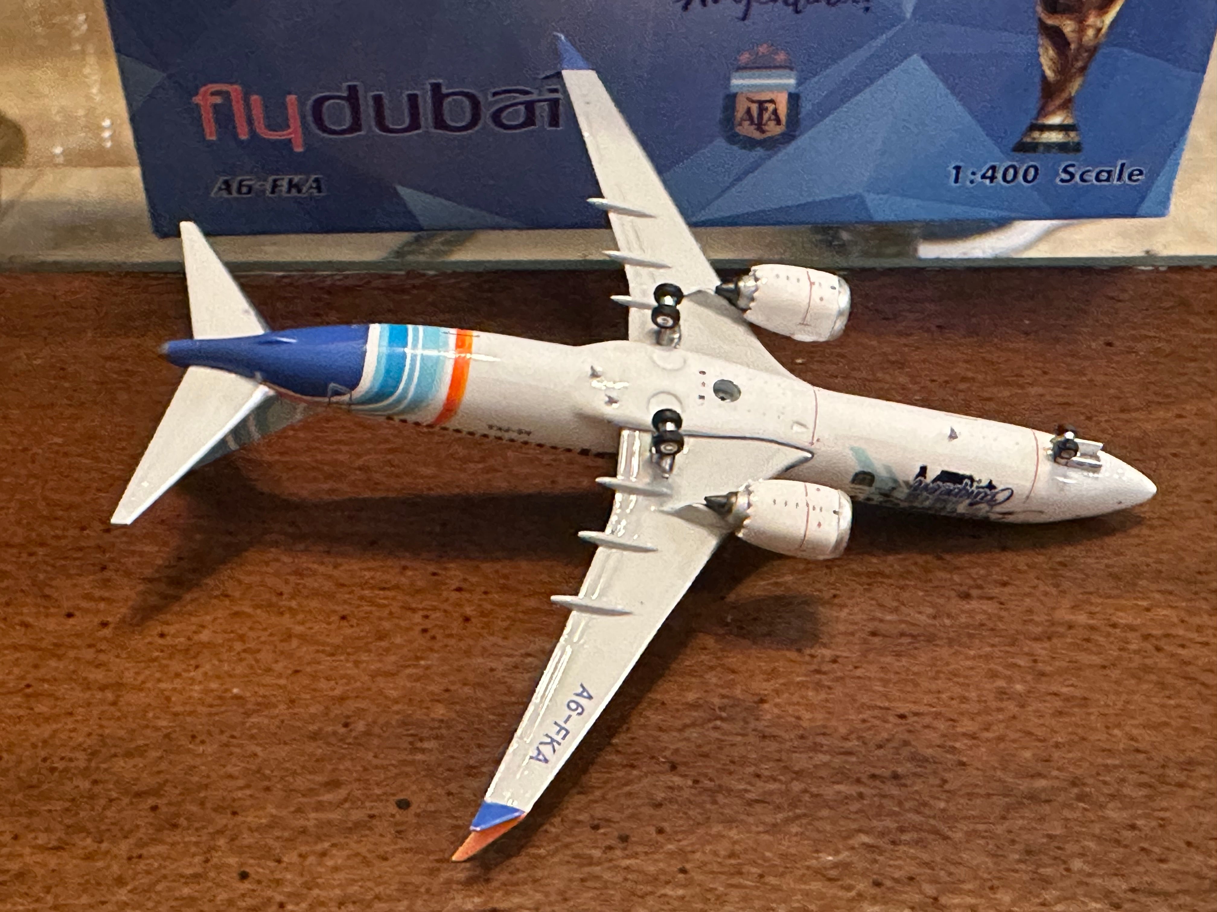 Flydubai / Boeing 737 MAX 8 / A6-FKA / PH4FDB2360 / 1:400