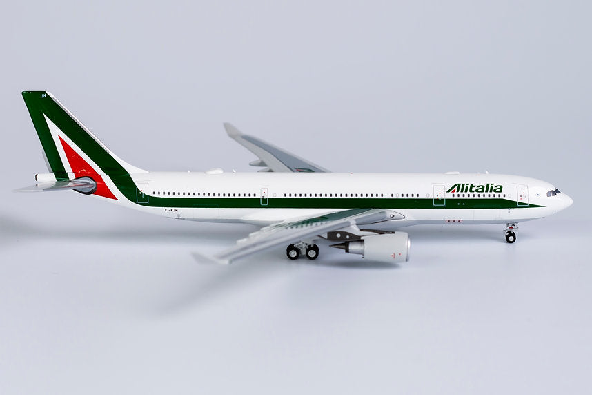 ITA Airways (Alitalia) / Airbus A330-200 / EI-EJN / 61036 / 1:400