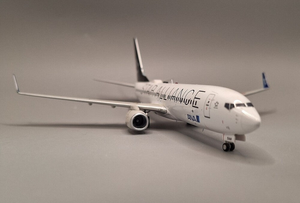 All Nippon Airways (Star Alliance) / Boeing B737-800 / JA51AN / JF-737-8-043 / elaviadormodels