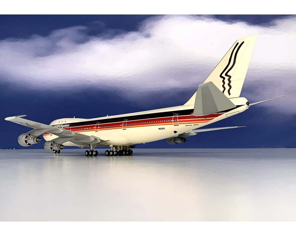 People Express / Boeing B747-100 / N606PE / JF-747-1-004 / 1:200 elaviadormodels