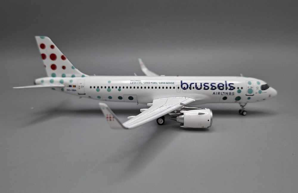 Brussels Airlines / A320-200 / OO-SBA / JF-A320-062 / 1:200 elaviadormodels
