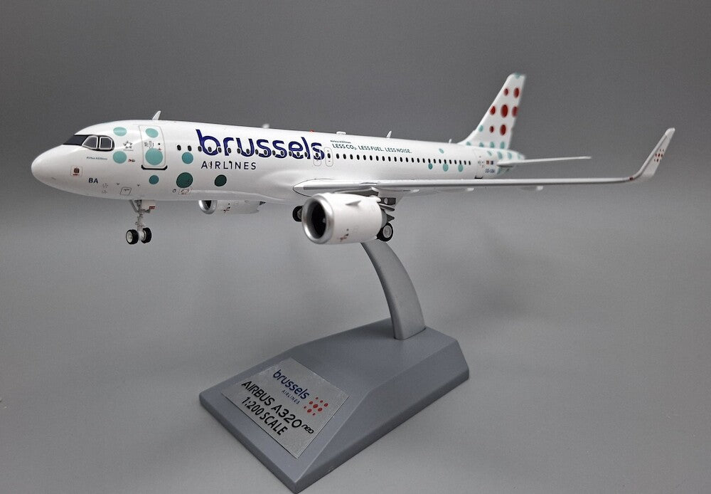Brussels Airlines / A320-200 / OO-SBA / JF-A320-062 / 1:200 elaviadormodels