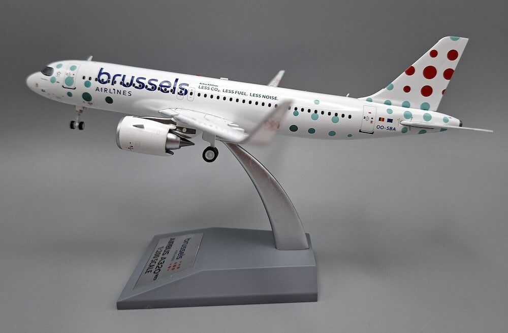 Brussels Airlines / A320-200 / OO-SBA / JF-A320-062 / 1:200 elaviadormodels