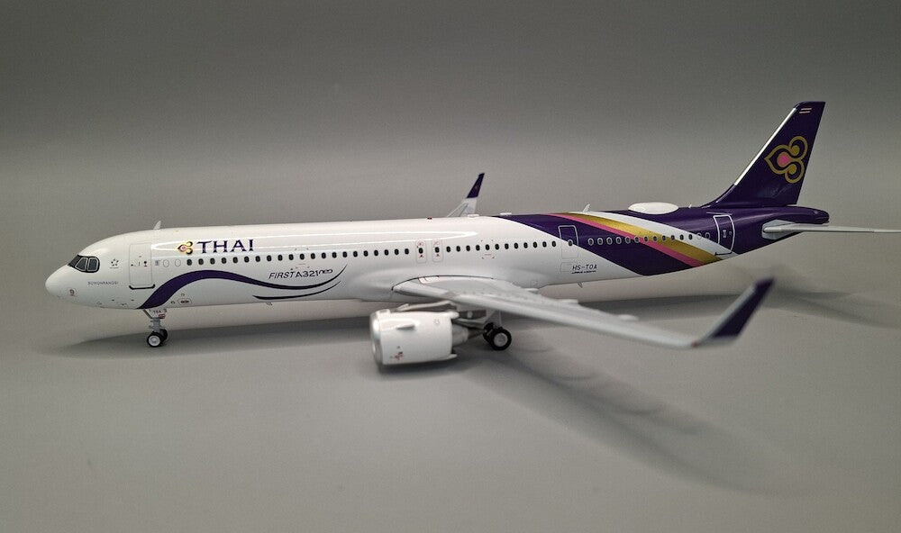 Thai Airways International / Airbus A321-200 / HS-TOA / JF-A321-062 / 1:200