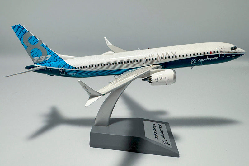 Boeing (House colors) / Boeing B737-MAX 8 / N8701Q / KJ-B73M-095 / elaviadormodels