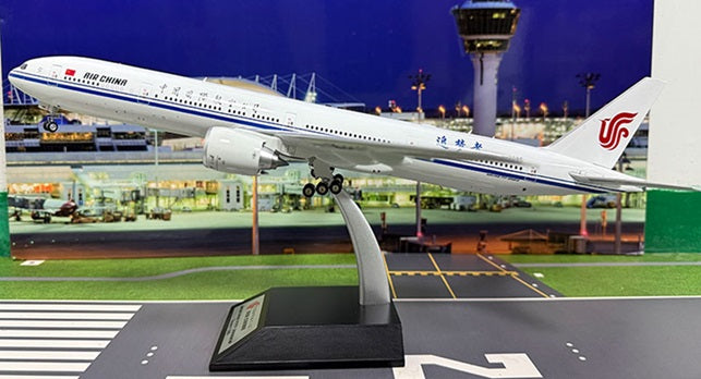 Air China / Boeing 777-300 / B-2085 / KJ-B77W-161 / 1:200