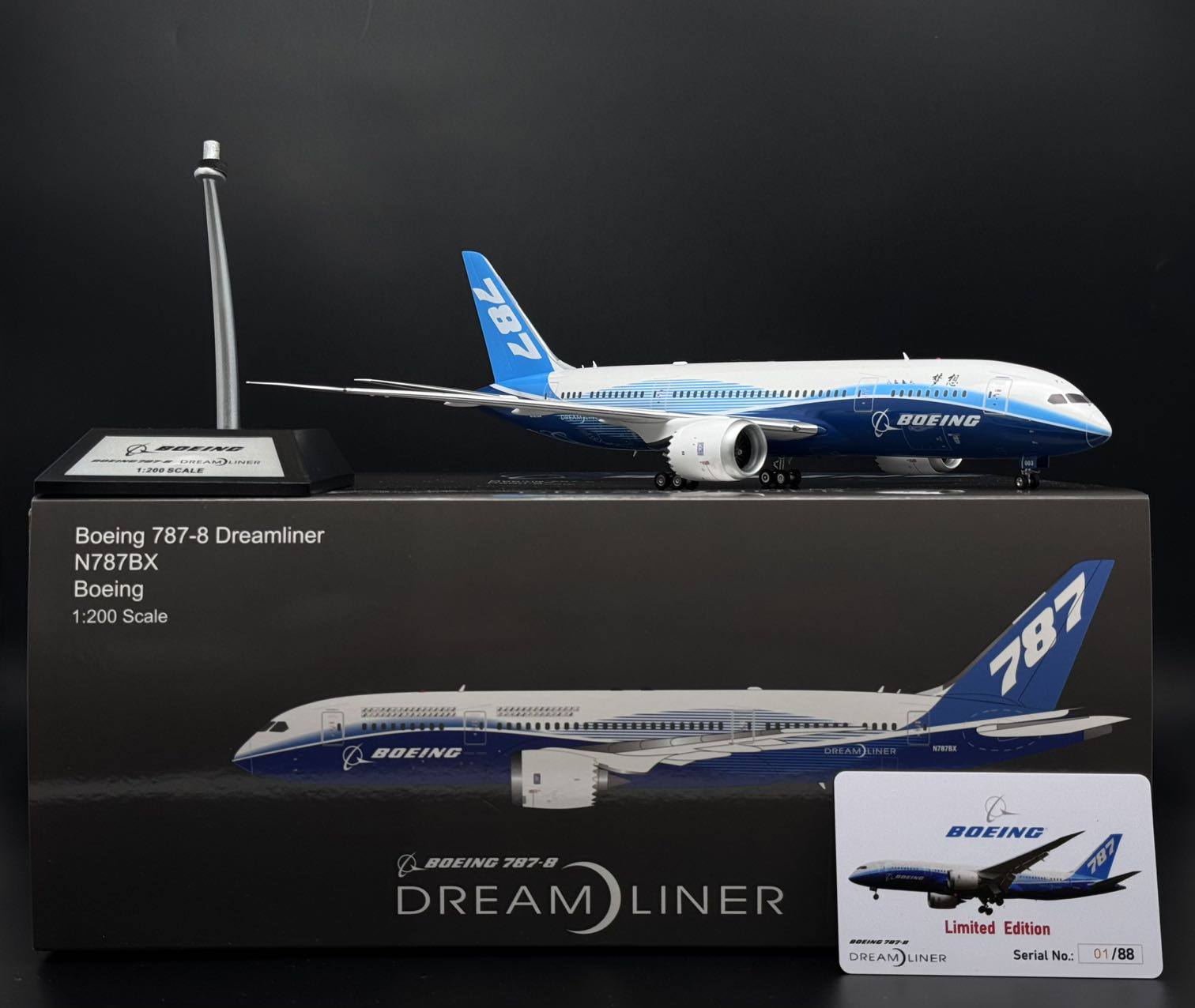 Boeing / Boeing 787-8 Dreamliner / N787BX / KJ-B788-106 / 1:200 elaviadormodels