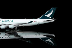 Cathay Pacific Cargo / Boeing 747-400F (Interactive Series) / B-LID / L2138C / 1:200