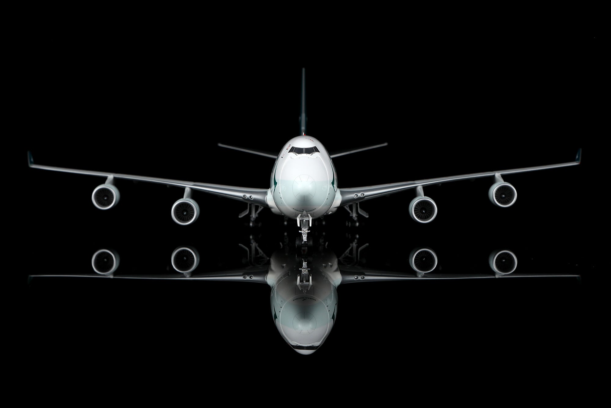 Cathay Pacific Cargo / Boeing 747-400F (Interactive Series) / B-LID / L2138C / 1:200
