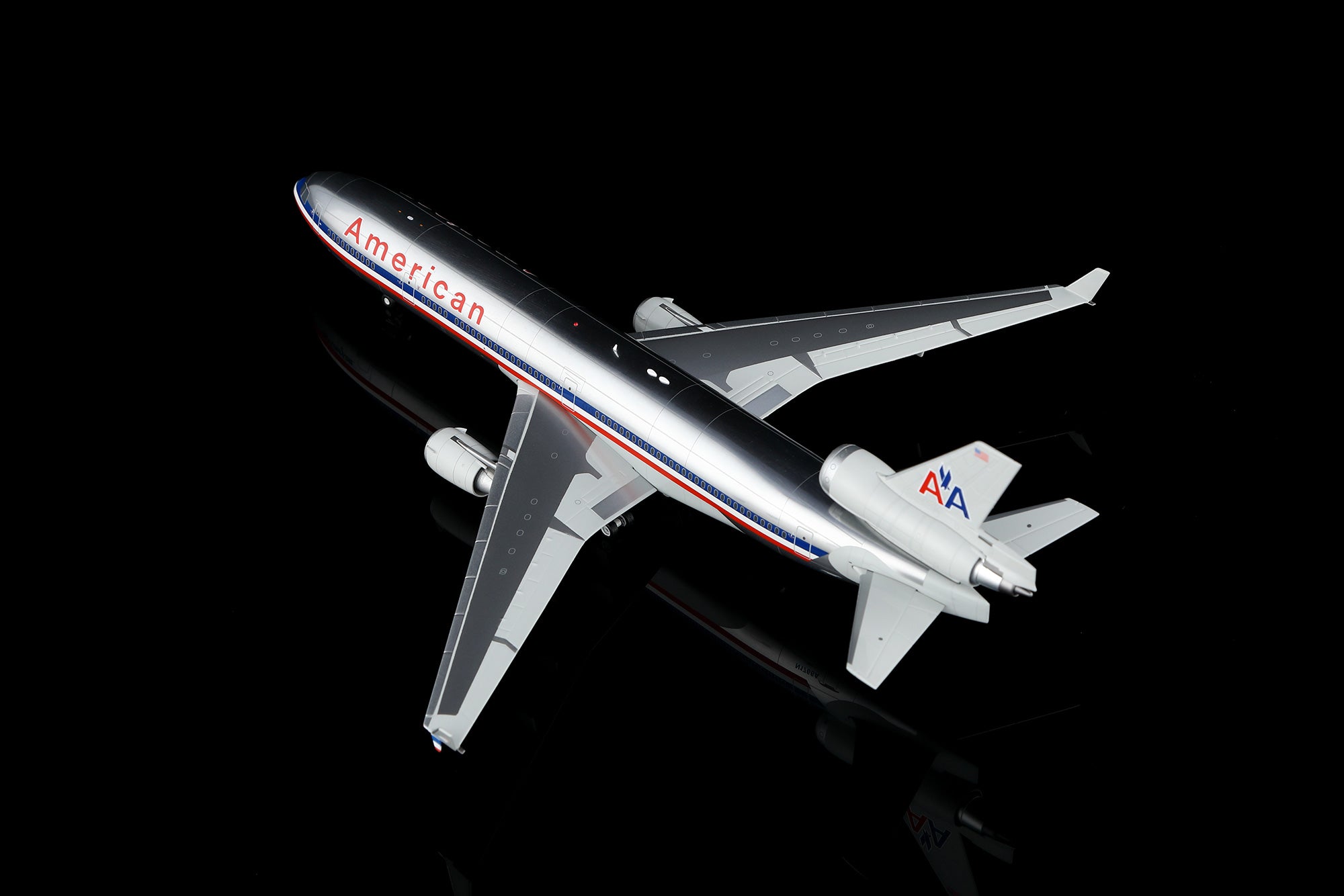 American Airlines / McDonnell Douglas MD-11 (Flaps Down) / N1766A / L2227FD / 1:200