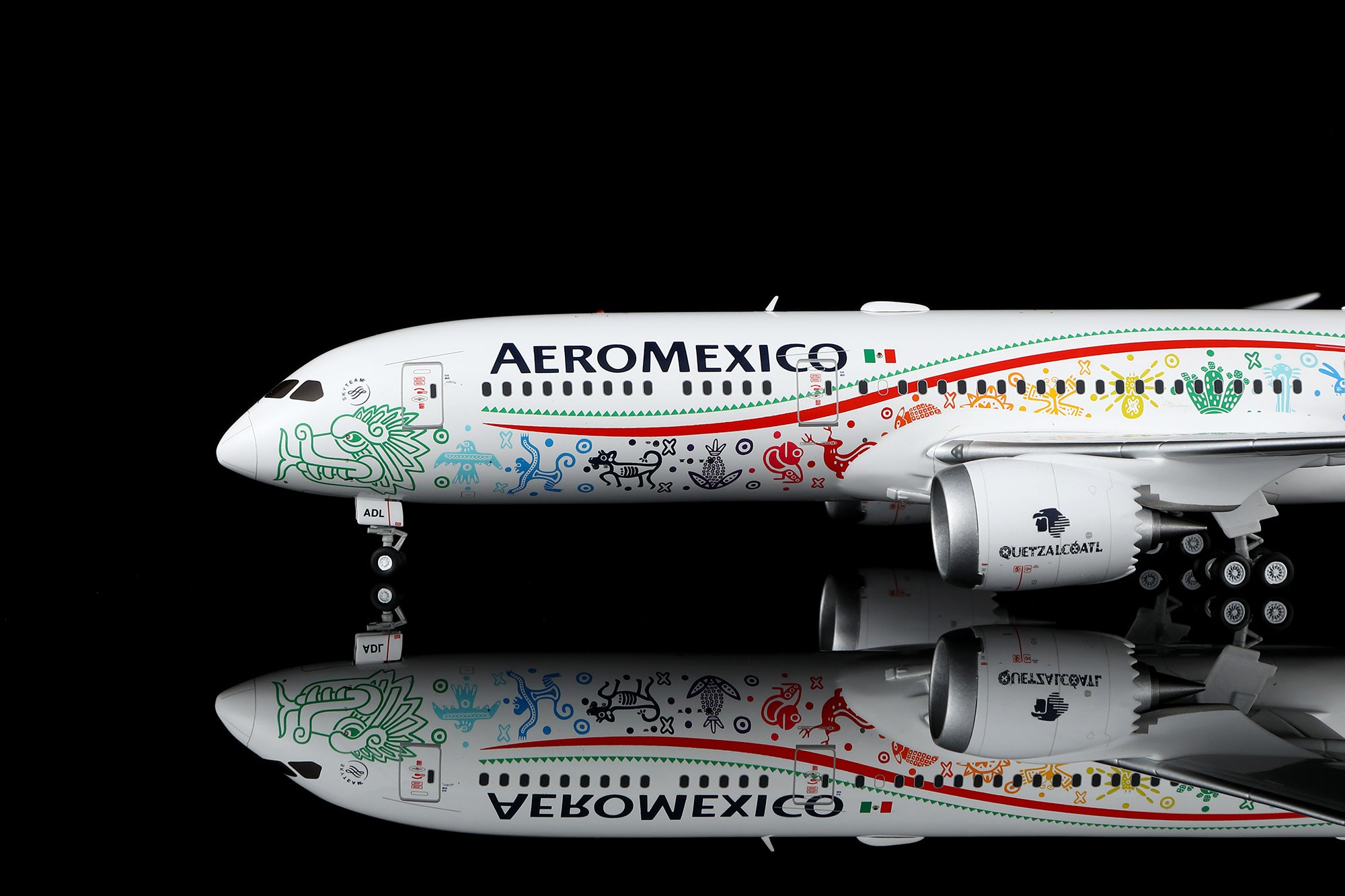 Aeromexico (Quetzalcóatl Livery) / Boeing 787-9 / XA-ADL / L2273 / 1:200