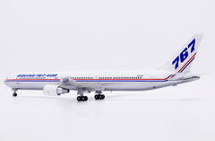 Boeing (House Color) / Boeing 767-400ER Polished (Flaps UP)/ N76400 / LH2496 / 1:200