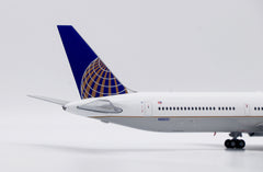 Continental Airlines / Boeing 767-400ER (Flaps Down) / N66051 / LH2505A / 1:200