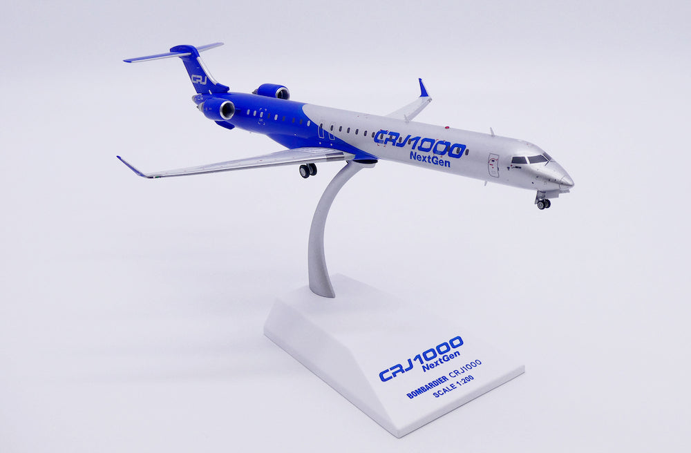 Bombardier (House Color) / Bombardier CRJ1000 / C-FNXG / LH2512 / elaviadormodels