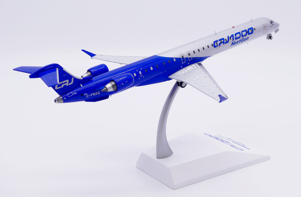 Bombardier (House Color) / Bombardier CRJ1000 / C-FNXG / LH2512 / elaviadormodels