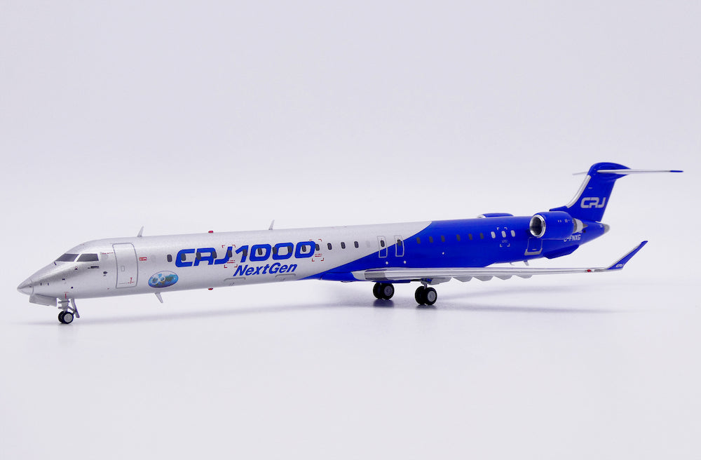 Bombardier (House Color) / Bombardier CRJ1000 / C-FNXG / LH2512 / elaviadormodels