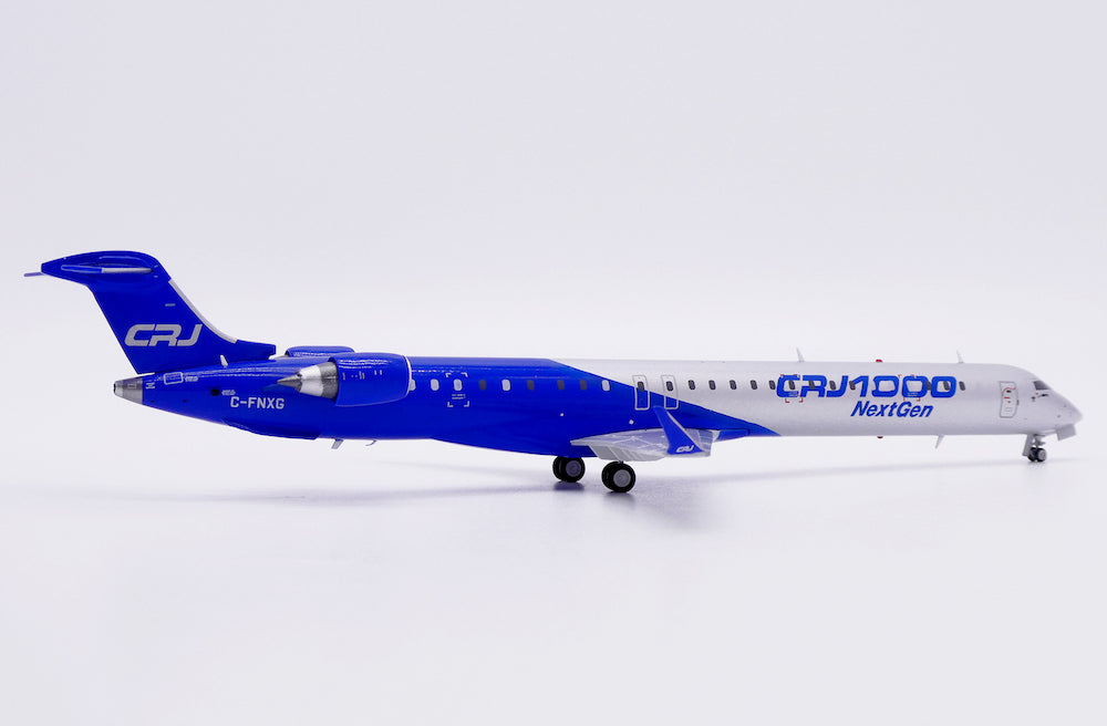Bombardier (House Color) / Bombardier CRJ1000 / C-FNXG / LH2512 / elaviadormodels