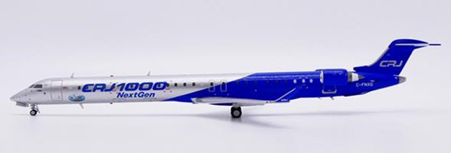 Bombardier (House Color) / Bombardier CRJ1000 / C-FNXG / LH2512 / elaviadormodels