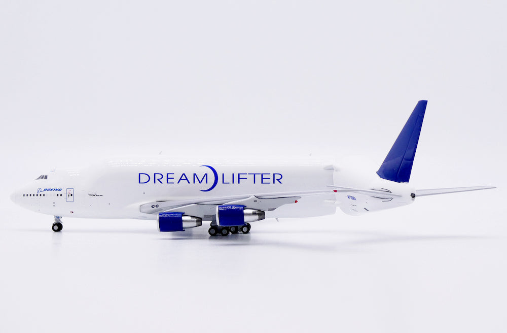 Boeing Company / Boeing B747-400LCF Dreamlifter / N718BA / LH4429C / 1:400