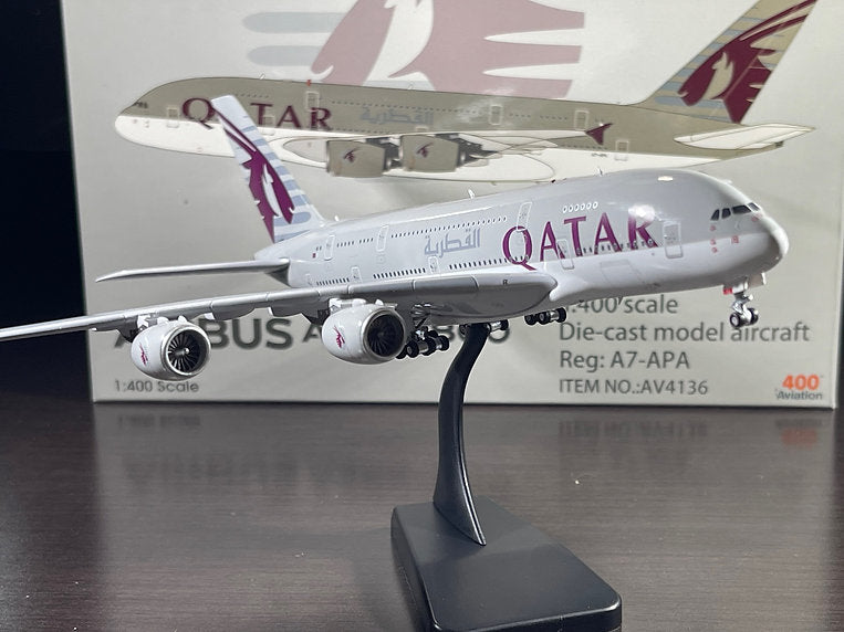 Qatar Airways / Airbus A380-841 / A7-APA / AV4136 / 1:400