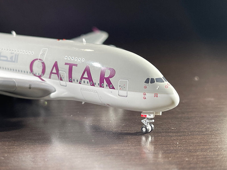 Qatar Airways / Airbus A380-841 / A7-APA / AV4136 / 1:400