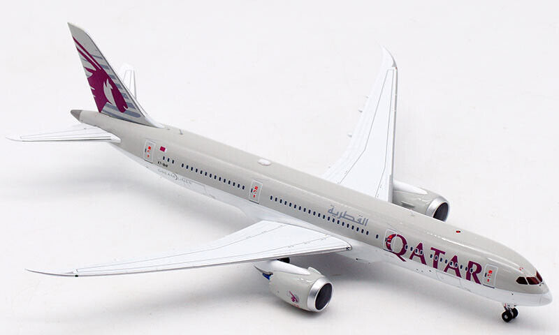 Qatar Airways / Boeing 787-9 / A7-BHF / AV4124 / 1:400