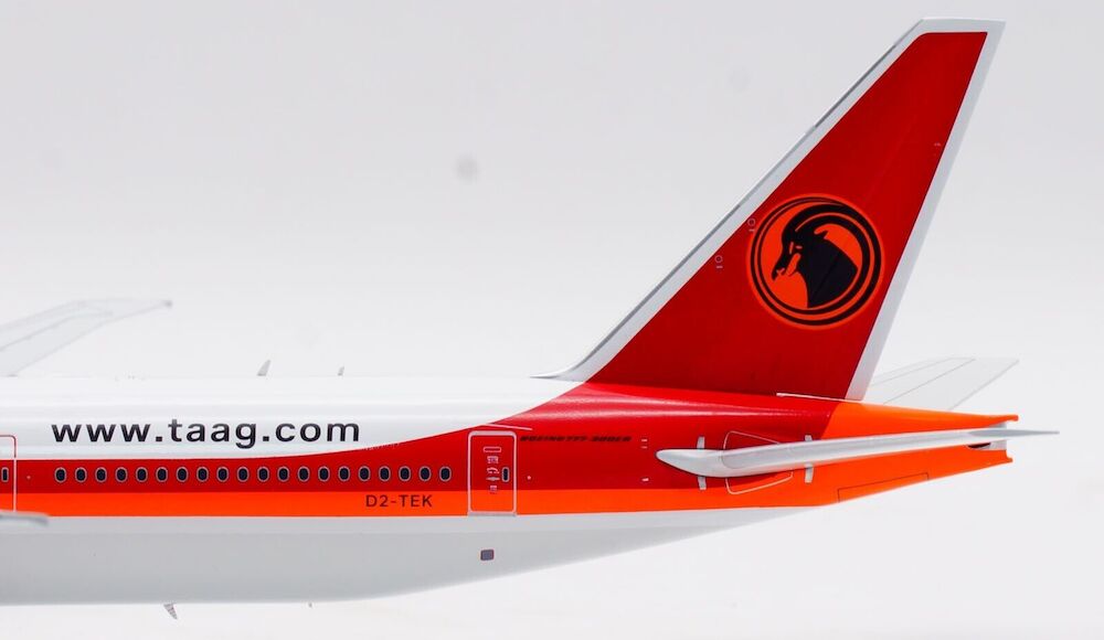 TAAG Angola Airlines / Boeing 777-300 / D2-TEK / RM77301 / elaviadormodels