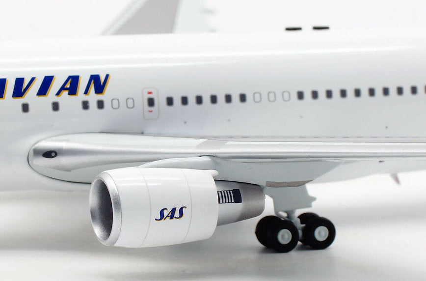 Scandinavian Airlines - SAS / Boeing 767-200 / LN-RCC / IF762SK0721 / 1:200 elaviadormodels